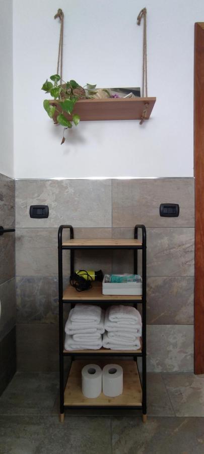 Al Vecchio Carrubo - Lovely 2-Rooms House & Patio 마르살라 외부 사진