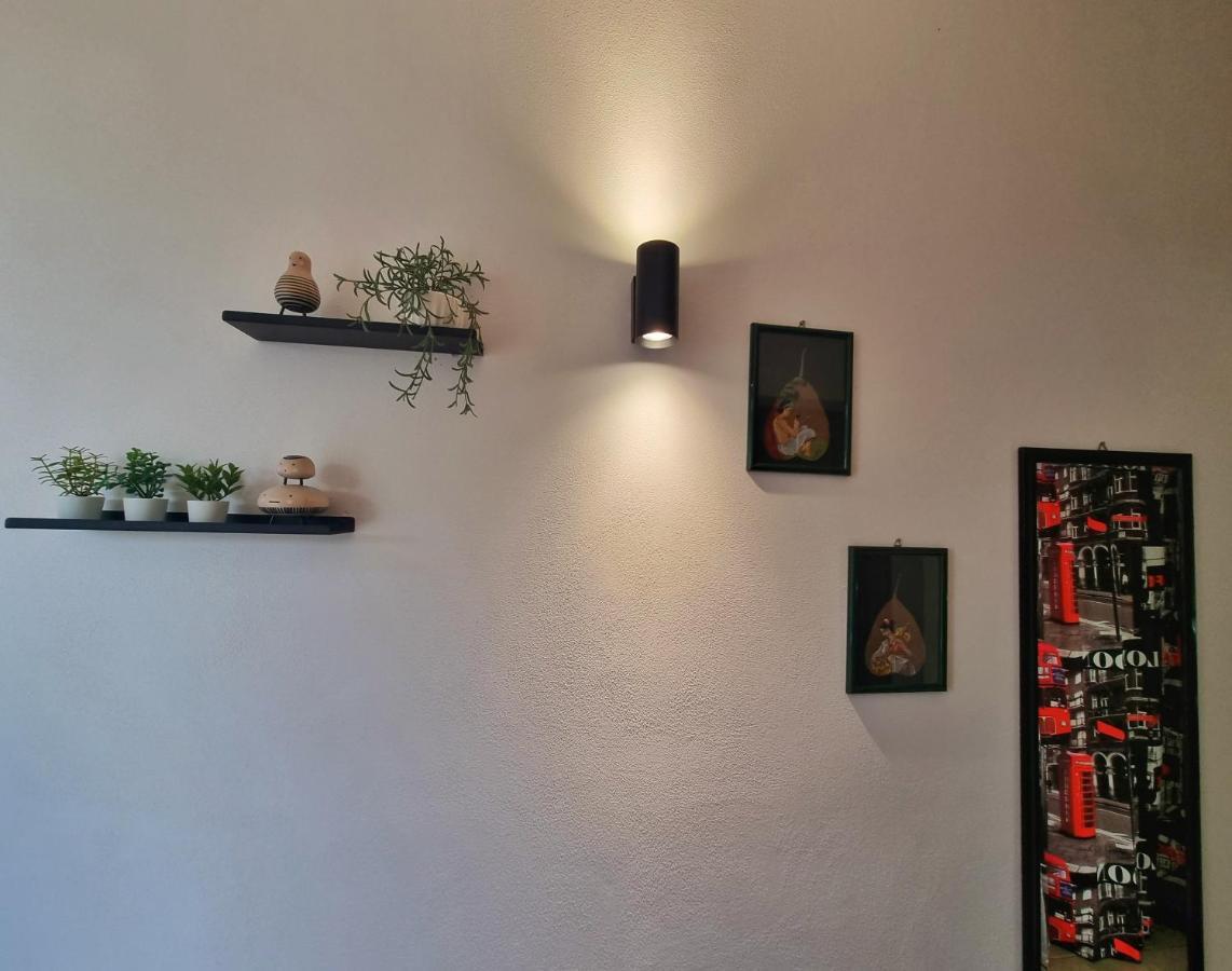 Al Vecchio Carrubo - Lovely 2-Rooms House & Patio 마르살라 외부 사진